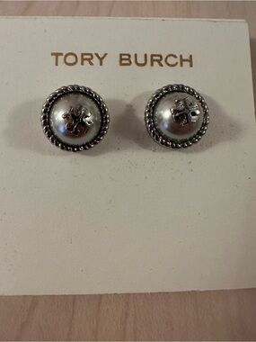 Tory Burch Silver-Tone Logo Button Earrings brand new nwt